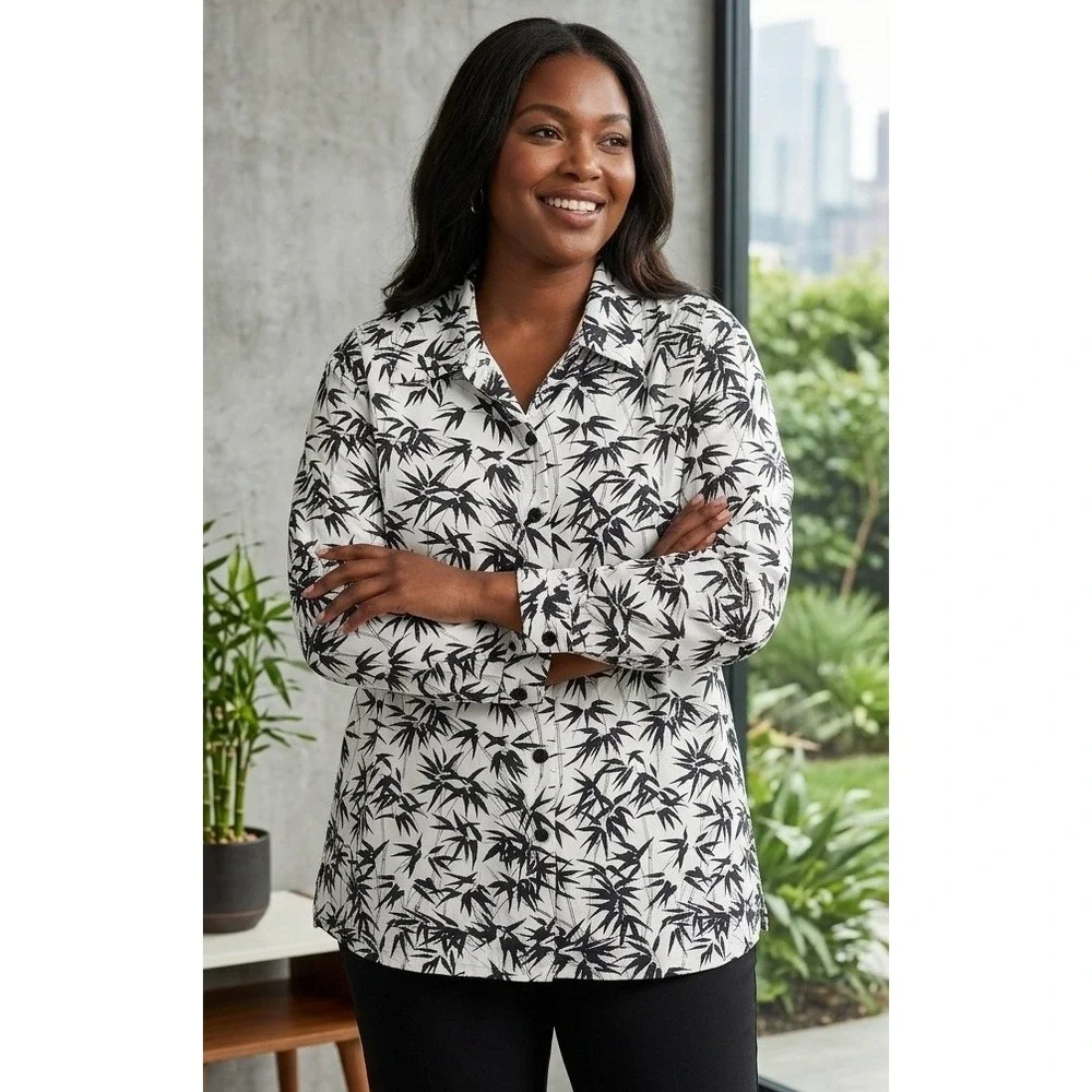 Anne Carson Woman Button Front Silk Jacket‎ 2X White Black Bamboo Print Long Slv